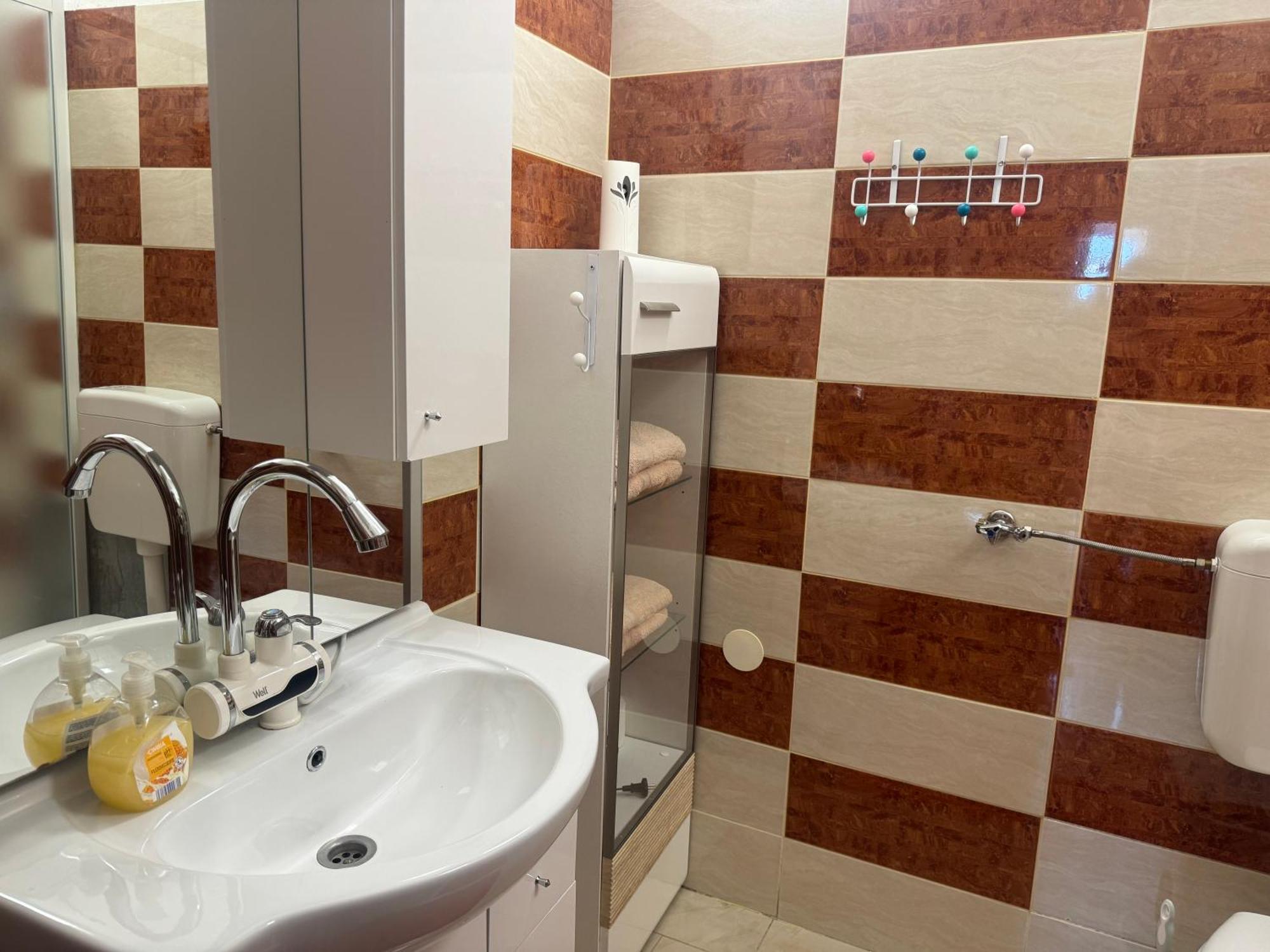 Apartments Zupan Sencur Exterior photo